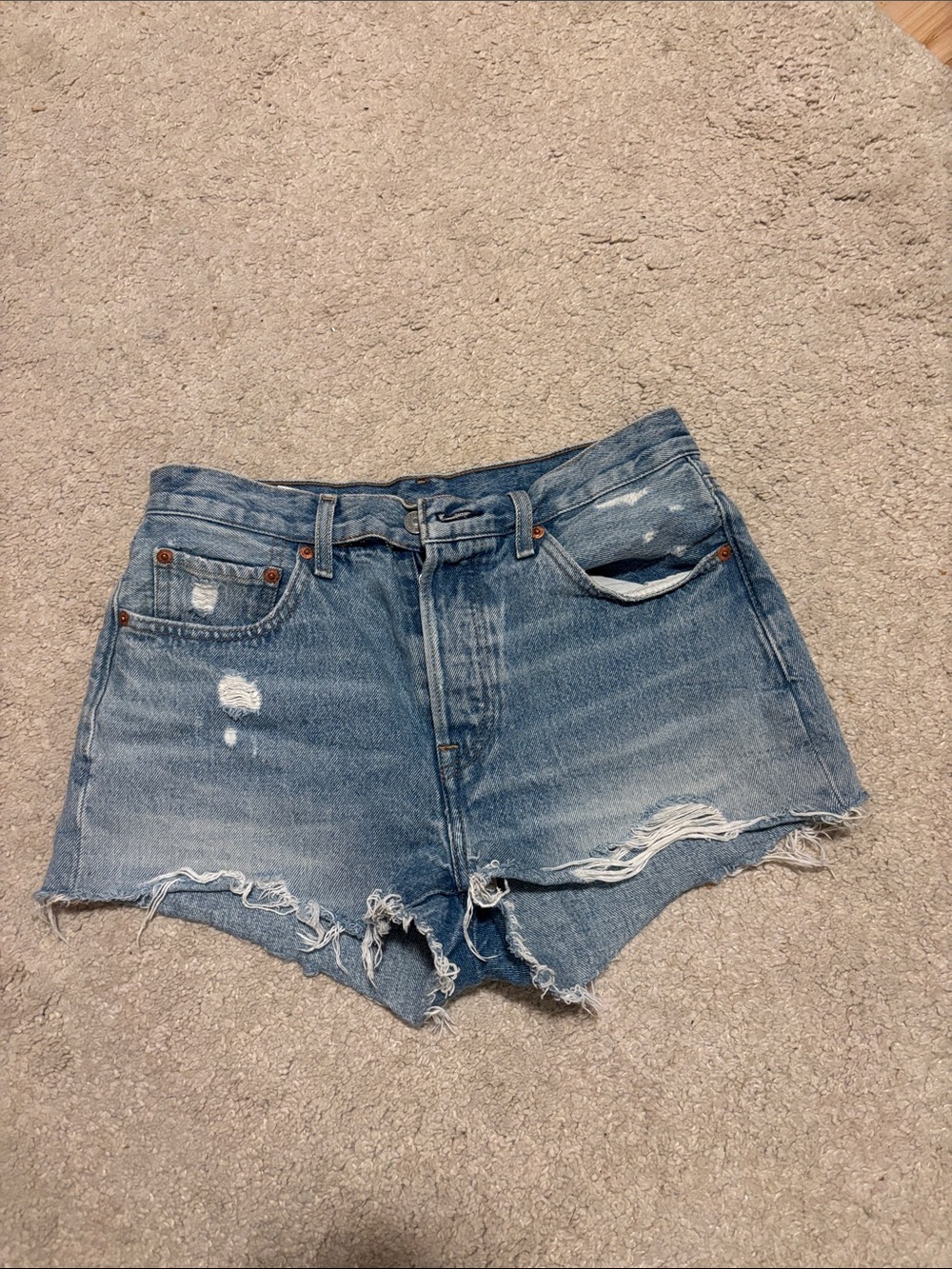 LEVI’S 501 denim shorts